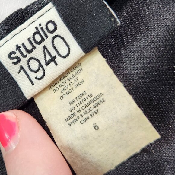Vintage 90's Studio 1940 Black Dress Flapper Glitter Bling Vintage size 6
Lot K - Picture 4 of 6